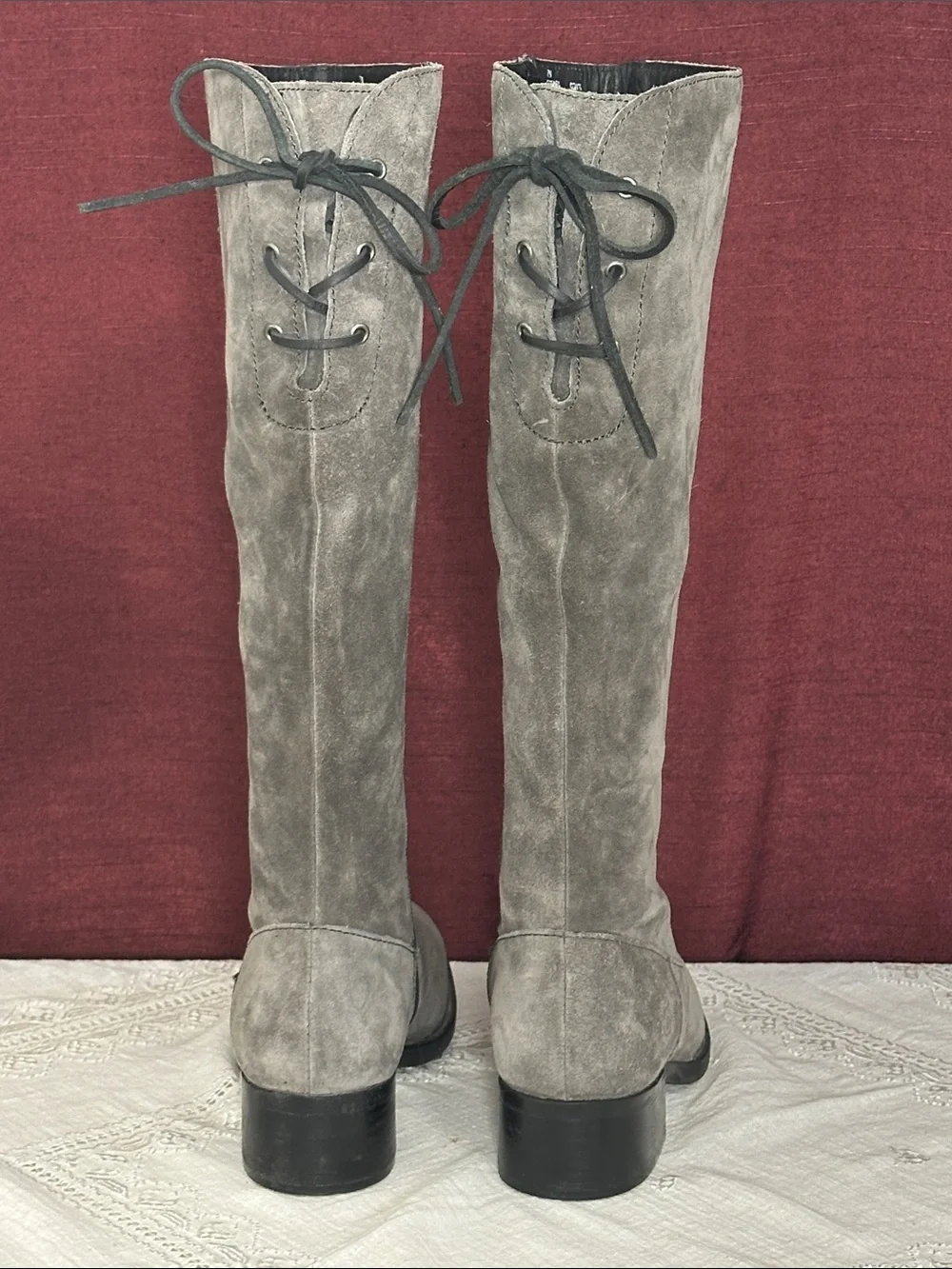 💗✨Born Felicia Gray Suede Leather Knee High Boots 7M Lace Back Boho🍁🍃